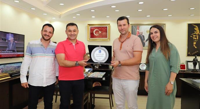 BAŞKAN YÜCEL’E “EĞİTİME DESTEK” TEŞEKKÜRÜ