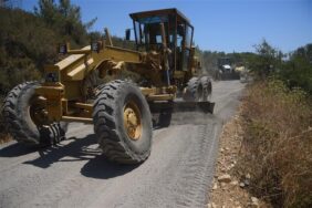 İSPATLI, ÇAMLICA VE BAŞKÖY’DE YOL ÇALIŞMASI
