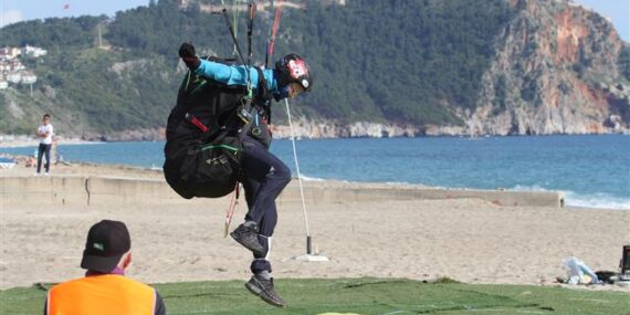 PGAEC YAMAÇ PARAŞÜTÜ HEDEF KUPASI YARIŞLARI ALANYA’ DA