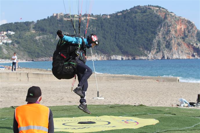 PGAEC YAMAÇ PARAŞÜTÜ HEDEF KUPASI YARIŞLARI ALANYA’ DA