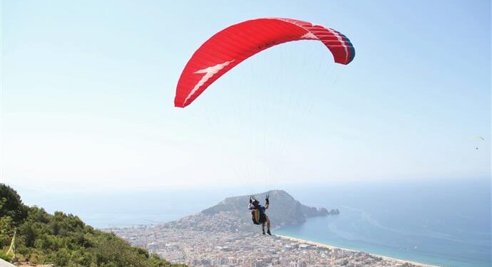 PGAEC YAMAÇ PARAŞÜTÜ HEDEF KUPASI YARIŞLARI BAŞLADI