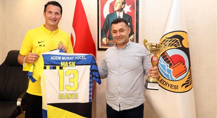 ŞAMPİYONLAR KUPASINI BAŞKAN YÜCEL’E GETİRDİ