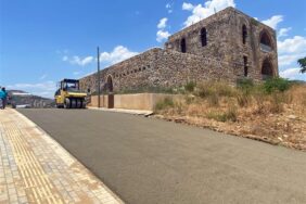 SEDRE AV KÖŞKÜ’NÜN YOLUNA SSB BETON YOL UYGULAMASI YAPILIYOR