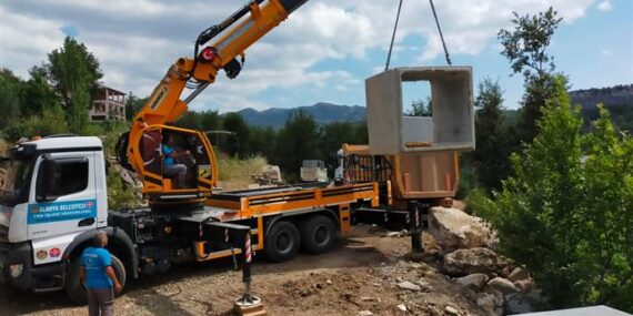 TIRILAR YAYLASI’NDA ASFALT İÇİN SON HAZIRLIKLAR YAPILIYOR