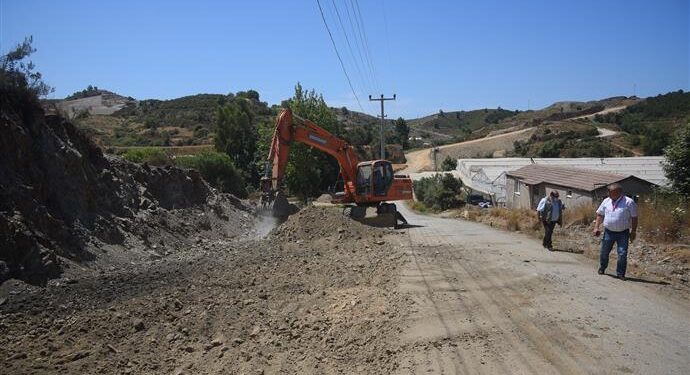 TOSLAK ÇATALİŞAM YOLU GENİŞLETİLİYOR