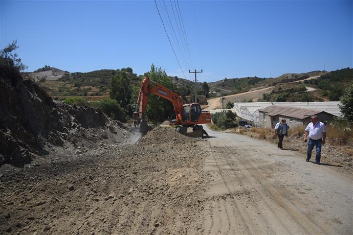 TOSLAK ÇATALİŞAM YOLU GENİŞLETİLİYOR