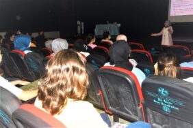 ÜNİVERSİTE ADAYLARINA SINAV KAYGISI VE MOTİVASYON SEMİNERİ