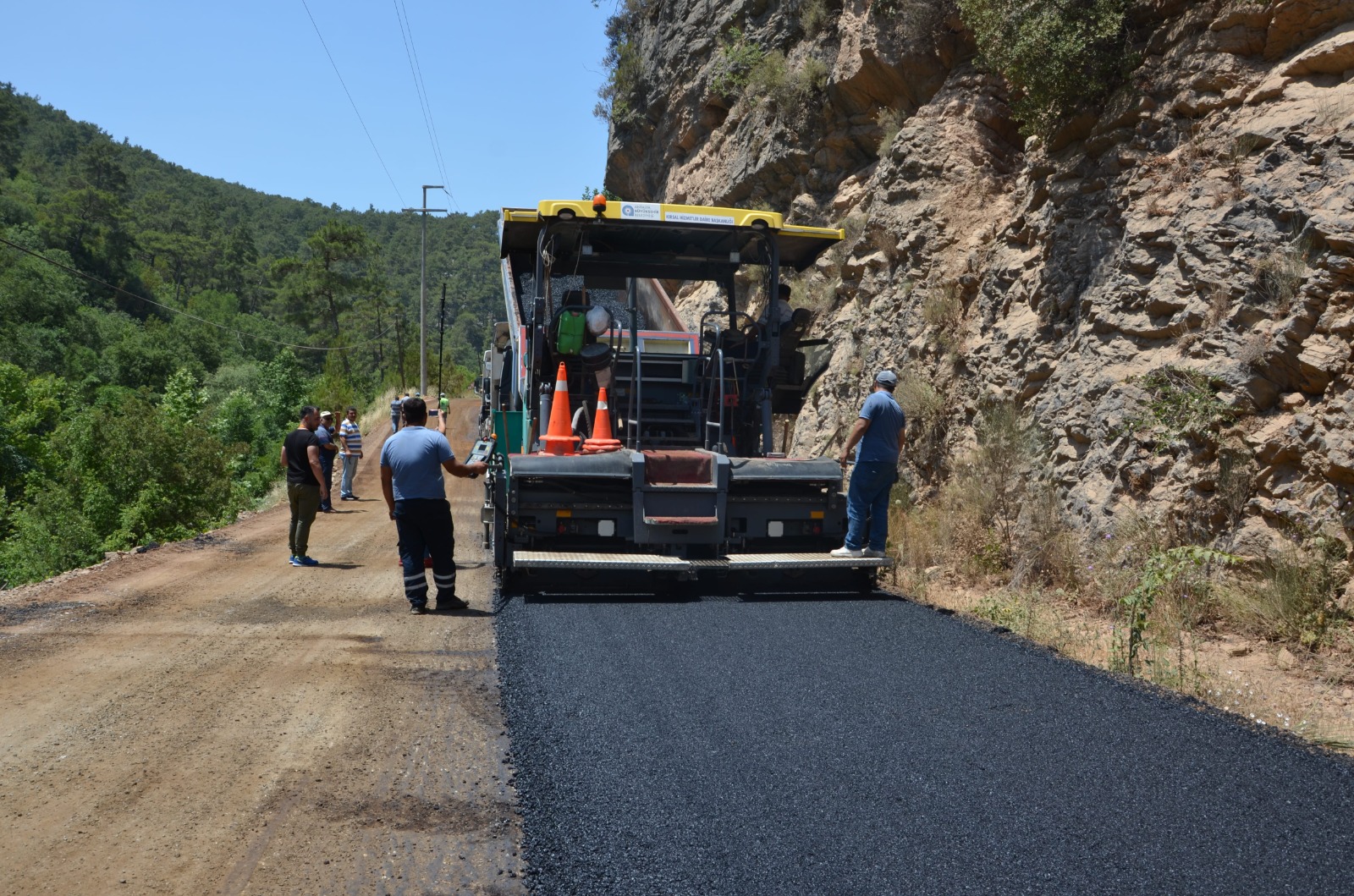 Demirtaş-Sapadere grup yolu asfaltlanıyor