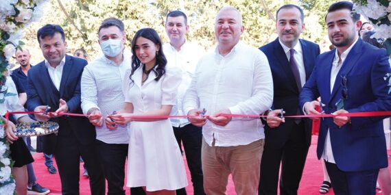 Foa Hills Mahmutlar’a muhteşem açılış