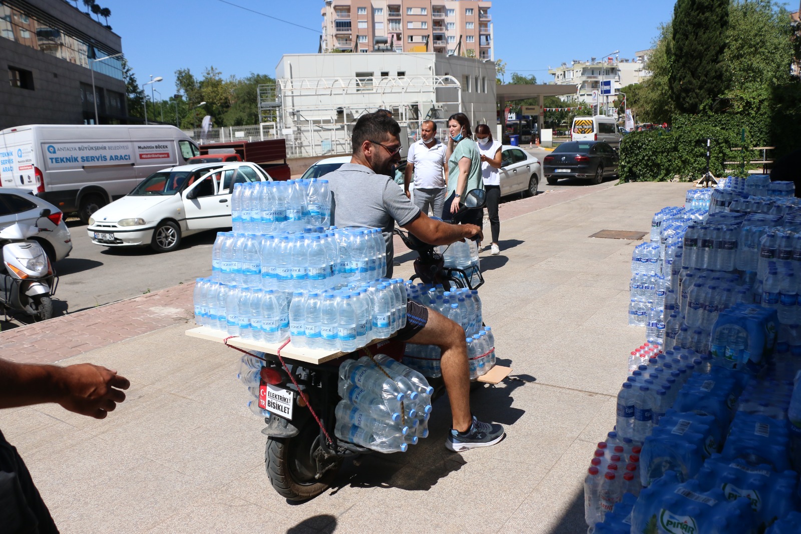 Büyükşehir 19 ilçede bağış merkezleri kurdu