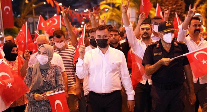 ALANYA 15 TEMMUZ’DA TEK YÜREK OLDU