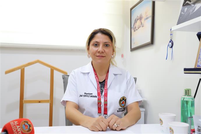 ALANYA BELEDİYE DİYETİSYENİ ŞULE DEMİR’DEN KURBAN BAYRAMI ÖNCESİ BESLENME UYARISI