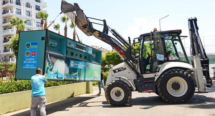 ALANYA BELEDİYESİ YENİ MOBİL ATIK GETİRME MERKEZLERİ’NİN KURULUMUNA DEVAM EDİYOR