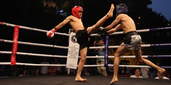 ALANYA’ DA BOKS VE MUAYTHAI GECESİ