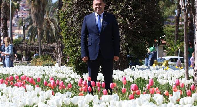 BAŞKAN YÜCEL ALANYA HALKININ BAYRAMINI KUTLADI