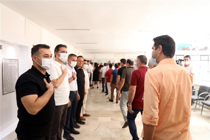 BAŞKAN YÜCEL PERSONELİ İLE BAYRAMLAŞTI