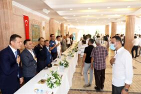 BAŞKAN YÜCEL PROTOKOLLE BAYRAMLAŞTI