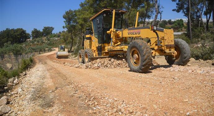 BATI MAHALLELERİNDE 70 KM ASFALT İÇİN HAZIRLIK BAŞLADI