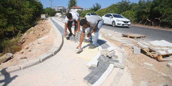OBA HATİPOĞLU SOKAK KALDIRIMLA BULUŞUYOR
