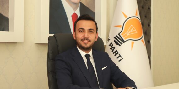 Toklu “Bayramın ülkemize huzur ve barış getirmesini dilerim”.