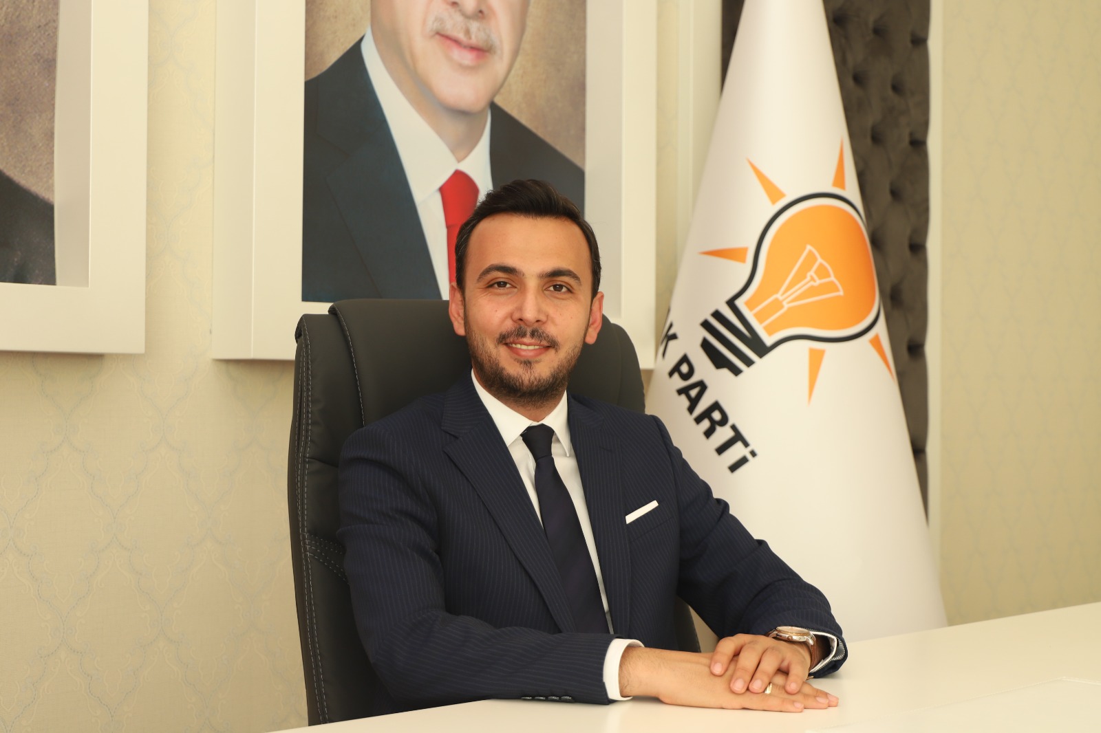 Toklu “Bayramın ülkemize huzur ve barış getirmesini dilerim”.