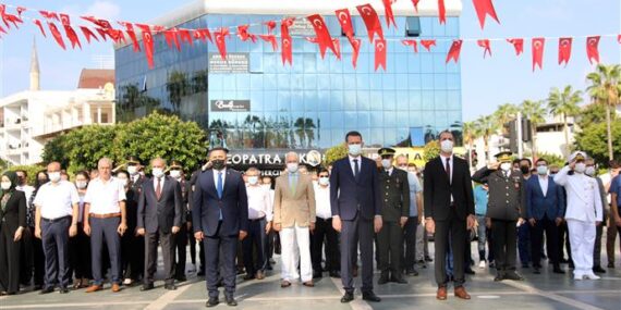 30 AĞUSTOS ZAFERİ ALANYA’DA TÖRENLE KUTLANDI