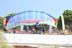 ALANYA DA YAMAÇ PARAŞÜTÜ MÜSABAKALARI YAPILDI