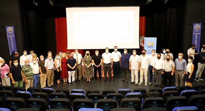 KENT KONSEYİ BAŞKANI NURHAN ÖZCAN GÜVEN TAZELEDİ