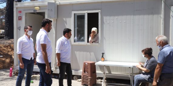 AK PARTİ ANTALYA İL BAŞKANLIĞINDAN  YANGIN BÖLGELERİNE GEÇMİŞ OLSUN ZİYARETİ