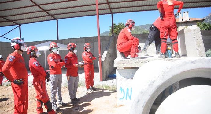 AKUT, ALANYA BELEDİYESİ İŞBİRLİĞİ İLE TÜRKİYE GENELİNDEKİ DEPREMLERE ALANYA’DA HAZIRLANIYOR