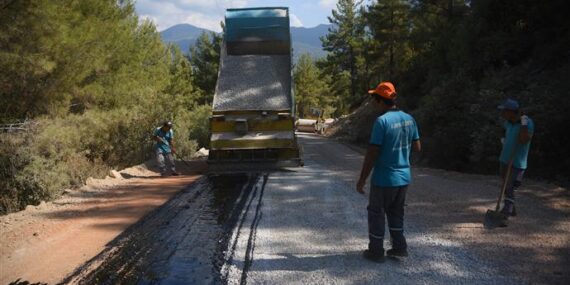 Alanya Belediyesi ulaşıma konfor katmaya devam ediyor