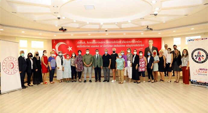 ALANYA BELEDİYESİ’NİN PROJESİYLE KADINLAR ÜRETİYOR, ALANYA KAZANIYOR