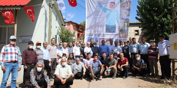 GÖMÜRGEN VE ÇEVRE YAYALARDA 6 KİLOMETRELİK ASFALT ÇALIŞMASINI YERİNDE İNCELEYEN BAŞKAN YÜCEL’E ALANYA YAYLALARINDA COŞKULU KARŞILAMA