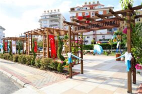 LÖSEMİ İLE MÜCADELENİN SEMBOLÜ OLAN MASKELİ ŞEBNEM’İN ADINI TAŞIYAN ŞEBNEM KÖSEOĞLU PARKI TÖRENLE AÇILDI