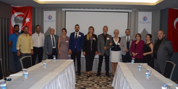 Alanya’da ‘Dünya İş Platformu-İş Dünyası Buluşuyor’ toplantısı gerçekleştirildi.