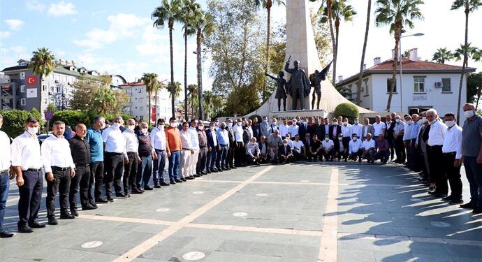 19 EKİM MUHTARLAR GÜNÜ TÖRENLE KUTLANDI