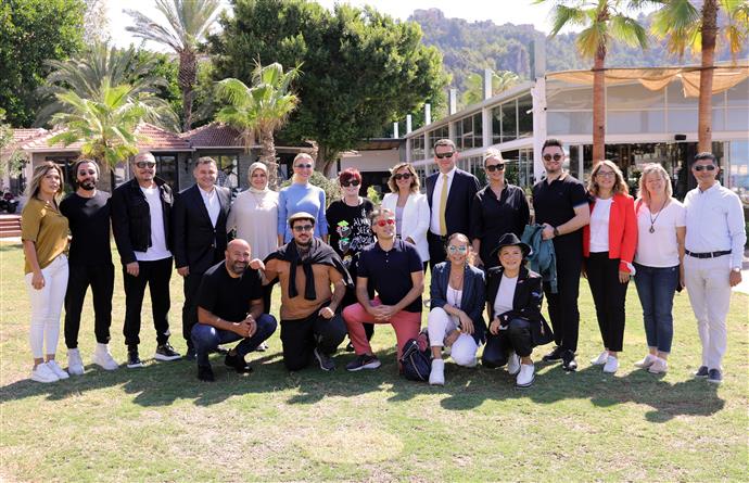 ÜNLÜLERİN ‘ROTA’SI ALANYA OLDU