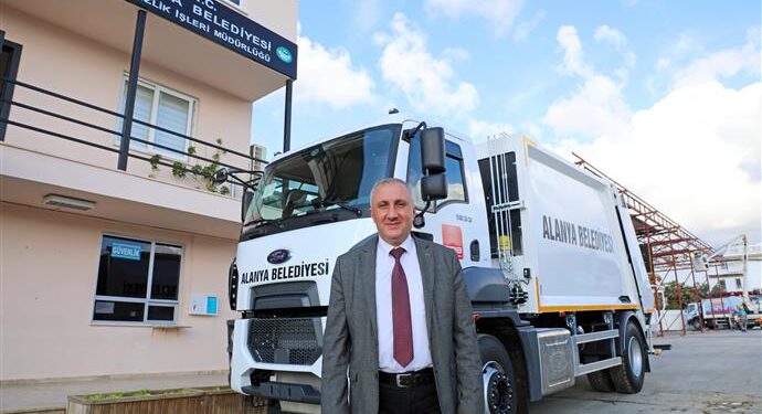 ALANYA BELEDİYESİ ARAÇ FİLOSUNU GELİŞTİRMEYE DEVAM EDİYOR 231. SIFIR KİLOMETRE ARAÇ TEMİZLİK İŞLERİ BÜNYESİNE KATILDI