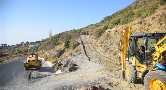 GÜNEY’DEN GÖZÜBÜYÜK MAHALLESİ’NE YENİ BAĞLANTI YOLU