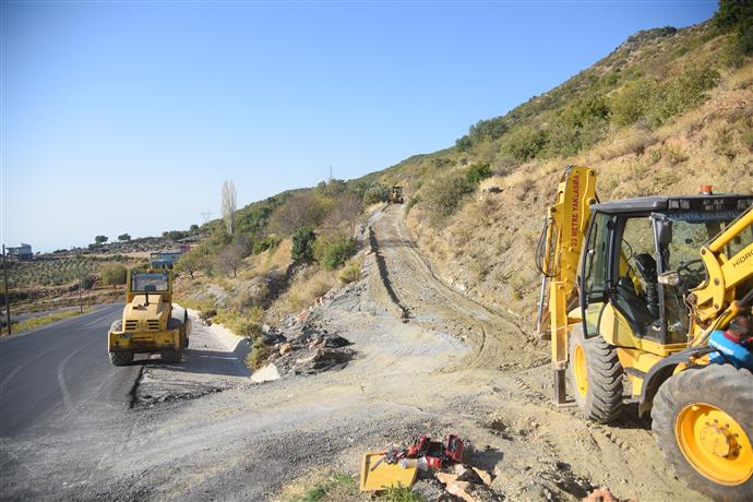 GÜNEY’DEN GÖZÜBÜYÜK MAHALLESİ’NE YENİ BAĞLANTI YOLU