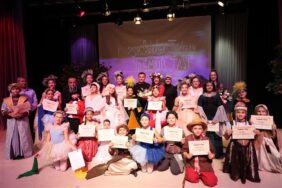 YAĞMUR TAŞI OYUNU KAPALI GİŞE PRÖMİYER YAPTI