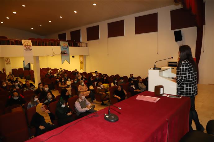 ALANYA BELEDİYESİ VE MİLLİ EĞİTİM'DEN ÖĞRETMENLERE 'MÜZE' EĞİTİMİ