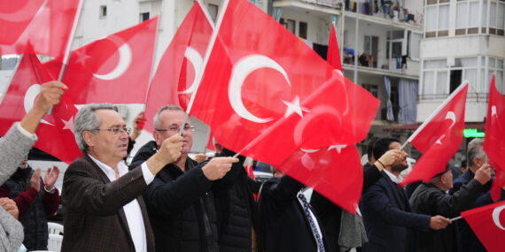 CHP’den Muhteşem açılış