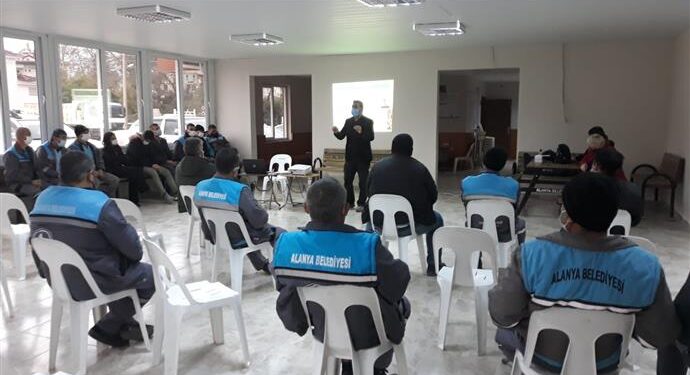 ALANYA BELEDİYESİ’NDEN PERSONELE İŞ GÜVENLİĞİ VE SAĞLIĞI EĞİTİMİ