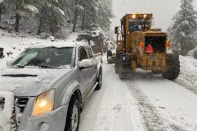 KARDAN MAHSUR KALAN VATANDAŞLARIN İMDADINA ALANYA BELEDİYESİ YETİŞTİ