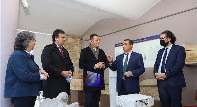 ÖĞRETMENLER İÇİN DÜZENLENEN ‘MÜZE’ EĞİTİMLERİ SÜRÜYOR