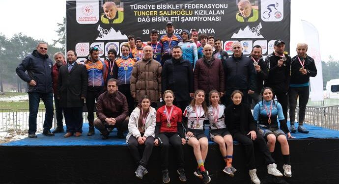 TUNCER SALİHOĞLU TÜRKİYE DAĞ BİSİKLETİ ŞAMPİYONASI YAPILDI