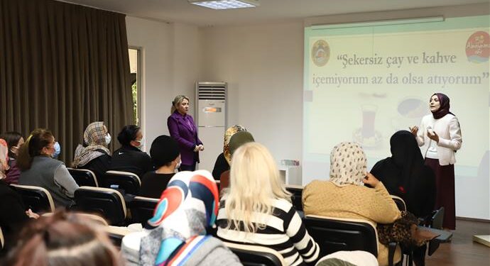 AİLE SOHBETLERİ VE SAĞLIKLI BESLENME SEMİNERLERİ DEVAM EDİYOR
