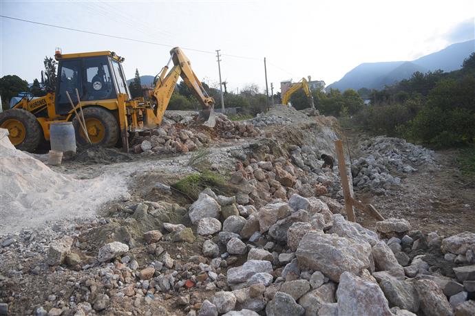 BAŞKAN YÜCEL’DEN ACINAR YOLU TALİMATI