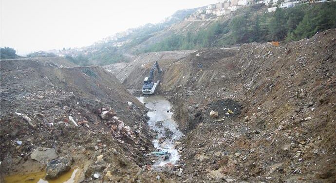 BENLİLER DERESİ’NDE ISLAH VE REKREASYON ALANI İÇİN ÇALIŞMALAR SÜRÜYOR